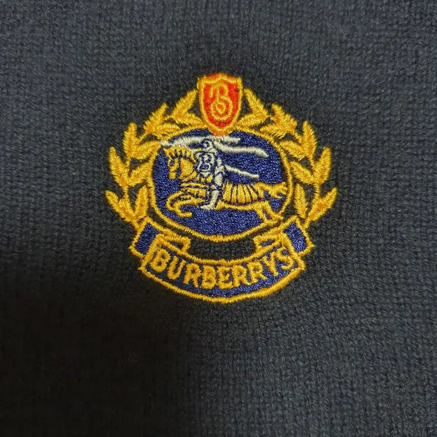 [BUNJANG] Burberry Archive Pure Lambswool V-Neck Knit Dark Navy 42 / 새상품급 버버리 아카이브 퓨어 램스울 브이넥 니트 다크네이비 42 105