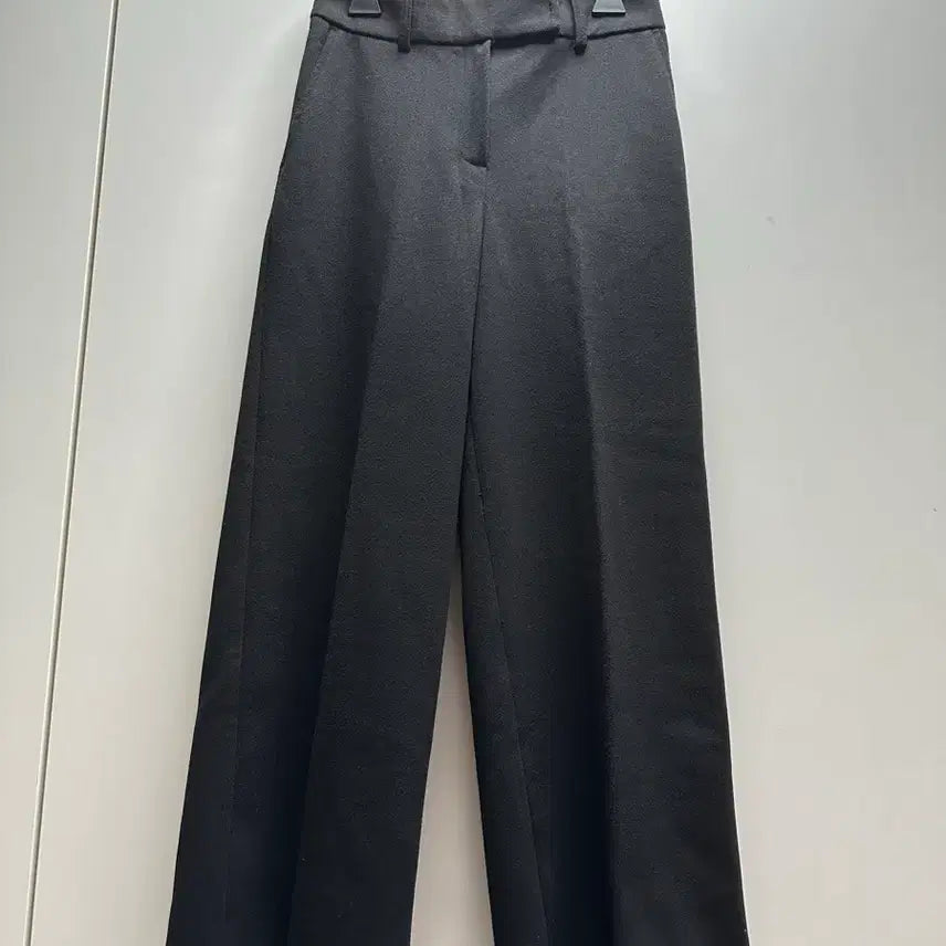 [BUNJANG] Basic Black Semi-Slim Slacks / 블랙 기본 슬랙스 세미