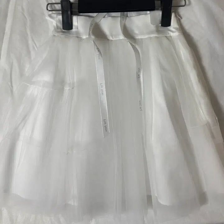 [SOLD OUT] 퍼제인 Gabriel Tulle 스커트 화이트 32사이즈 새상품