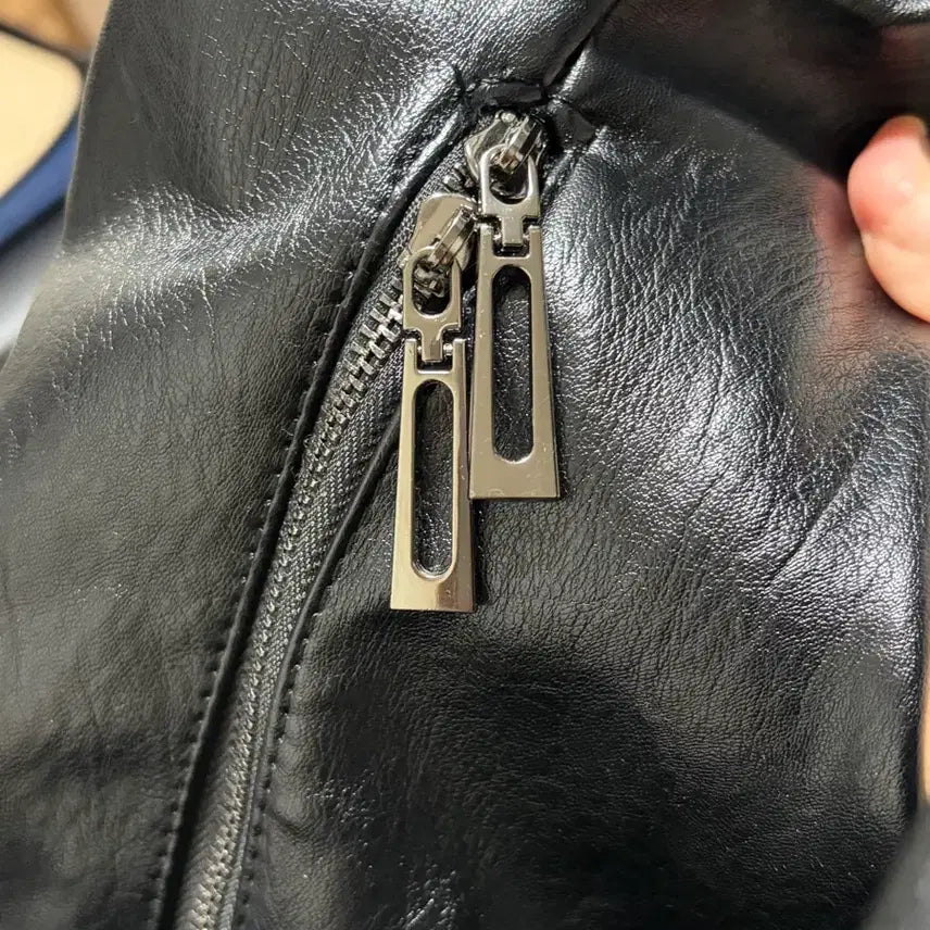 [SOLD OUT] 새상품)여성 대용량 호보숄더백