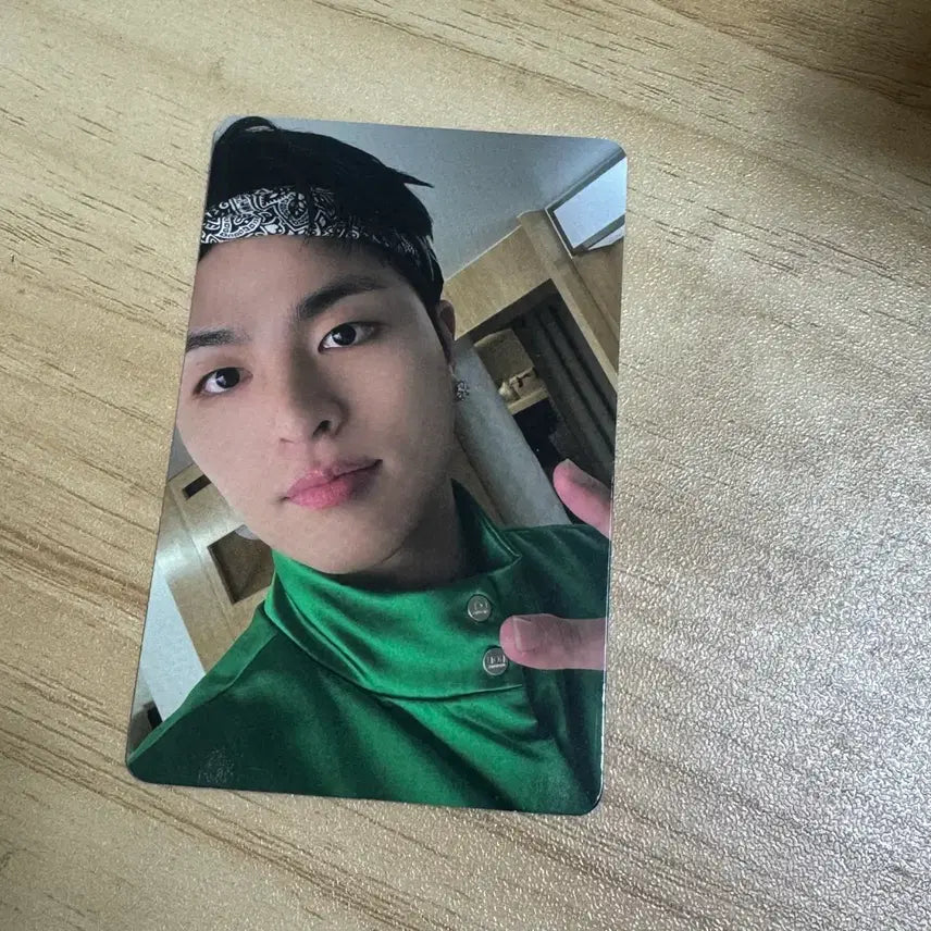 [BUNJANG] iKON Take Off Koo Junhoe Photocard / 아이콘 테이크오프 구준회 포토카드