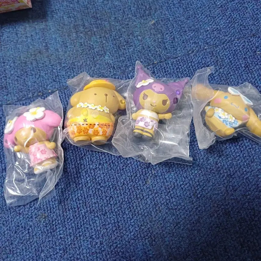 [BUNJANG] Sanrio Holiday Figure / 산리오 휴가 피규어