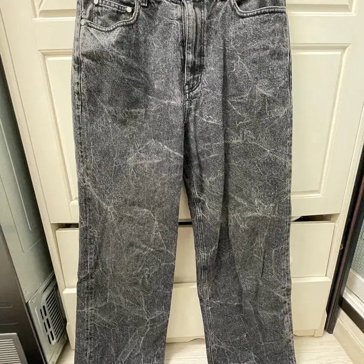 [BUNJANG] STU Criss Black Denim M / STU 에스티유 크리즈 흑청 데님 m