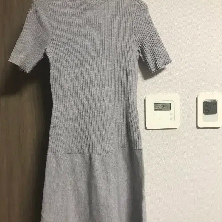 [BUNJANG] Theory Rib Knit Flare Dress / 띠어리 원피스