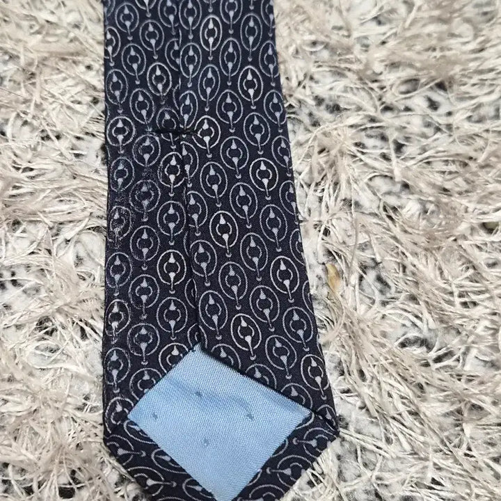 [BUNJANG] Celine Silver-Tone Patterned Tie / 셀린느Celine 은장 패턴 넥타이 Free - N44