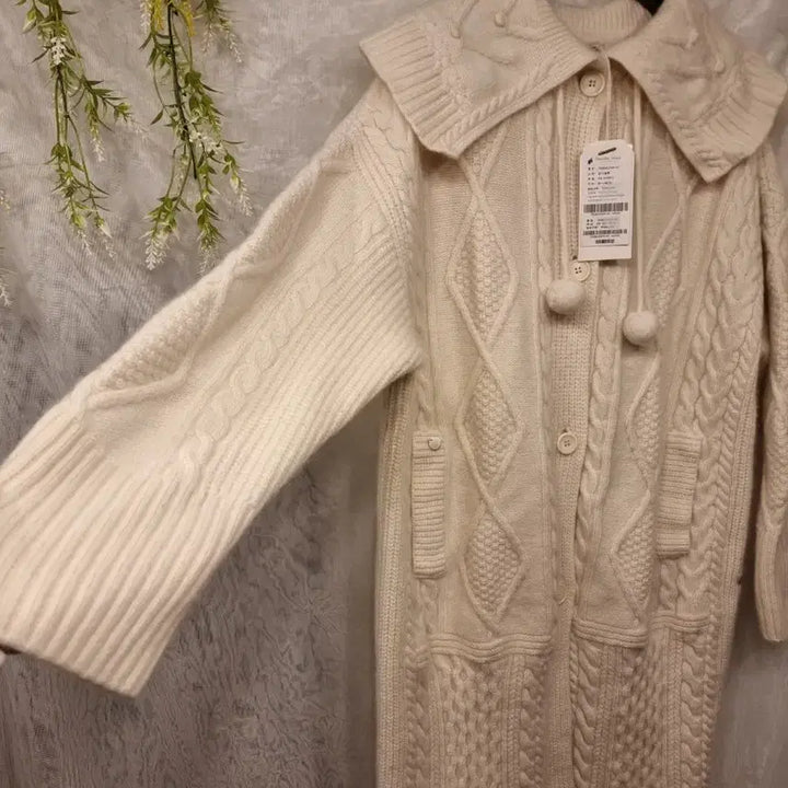 [BUNJANG] Thursday Island Big Collar Cable Knit Long Cardigan / 새옷 S 빅카라 케이블 롱가디건 T208MCD241W 써스데이아일랜드