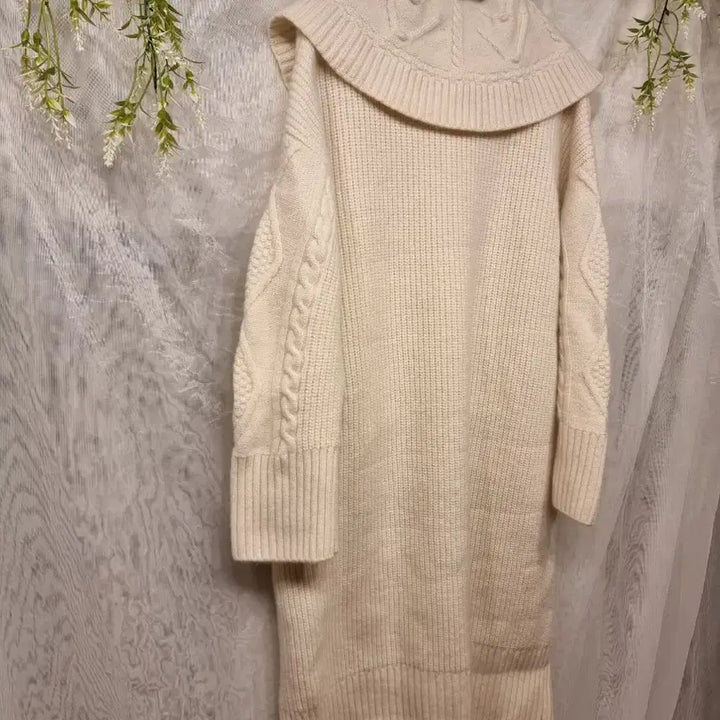 [BUNJANG] Thursday Island Big Collar Cable Knit Long Cardigan / 새옷 S 빅카라 케이블 롱가디건 T208MCD241W 써스데이아일랜드