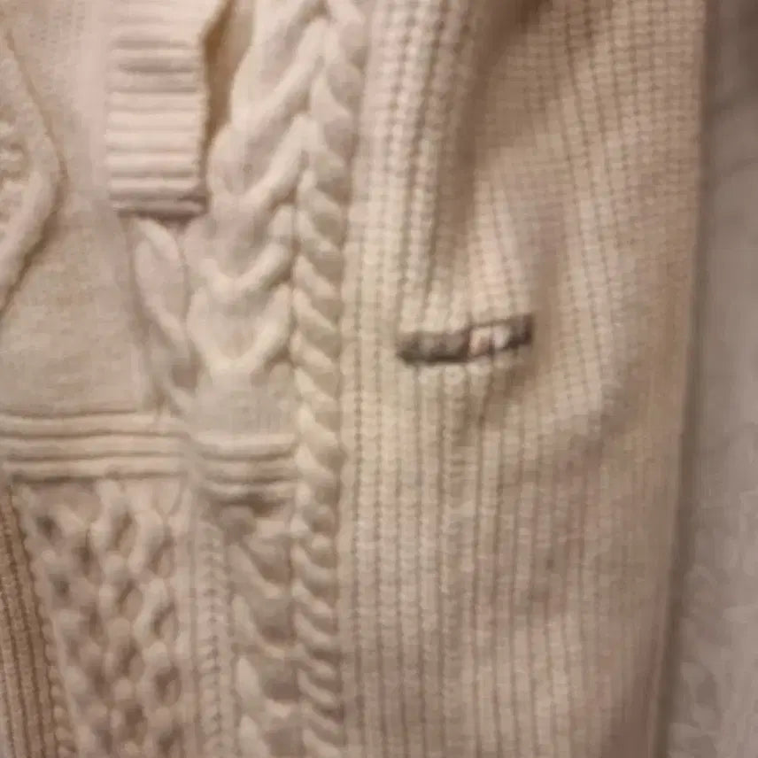 [BUNJANG] Thursday Island Big Collar Cable Knit Long Cardigan / 새옷 S 빅카라 케이블 롱가디건 T208MCD241W 써스데이아일랜드