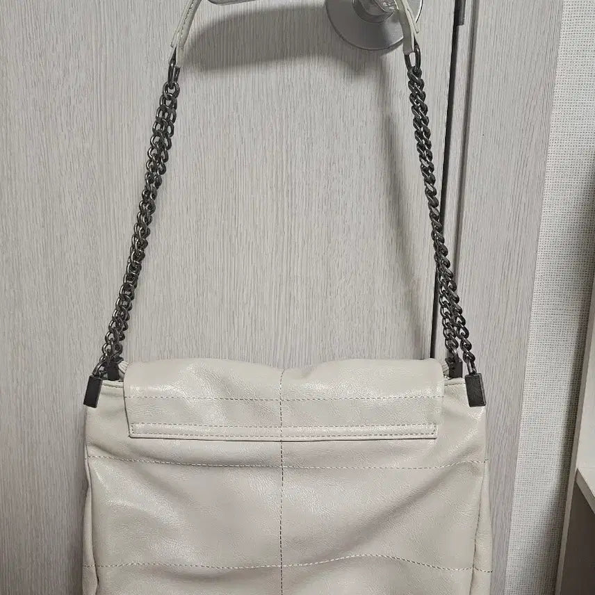 [BUNJANG] ZARA Yuna Bag White Shoulder Bag / 자라 락플랩 숄더백 유나백 화이트 판매