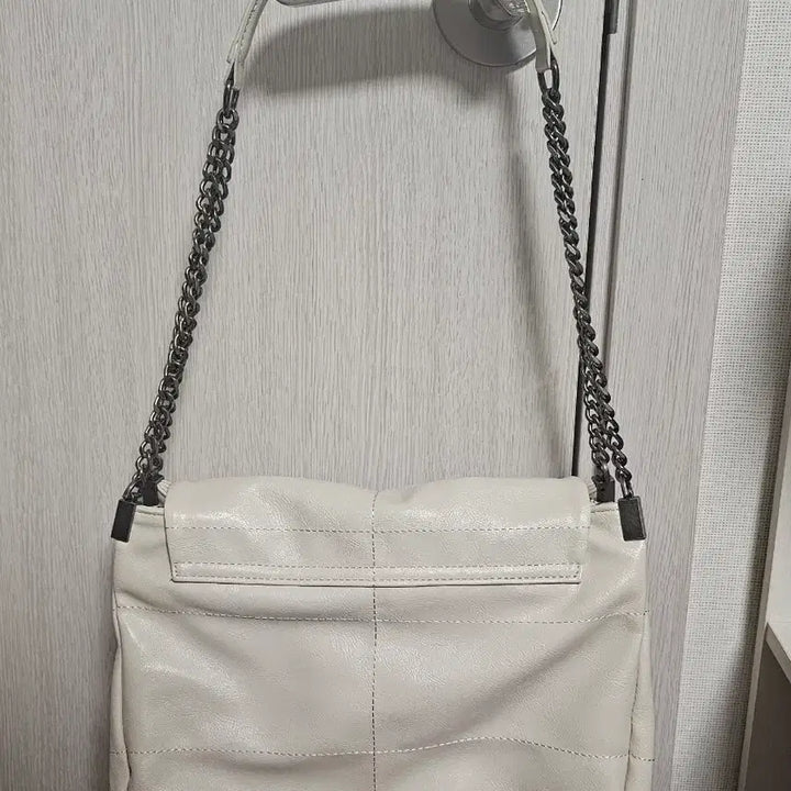 [BUNJANG] ZARA Yuna Bag White Shoulder Bag / 자라 락플랩 숄더백 유나백 화이트 판매