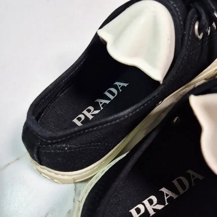 [BUNJANG] Prada Gabardine Triangle Logo Sneakers / (정품) 프라다 개버딘 삼각로고 스니커즈 운동화 39.5