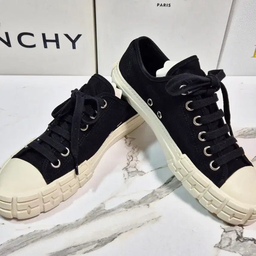 [BUNJANG] Prada Gabardine Triangle Logo Sneakers / (정품) 프라다 개버딘 삼각로고 스니커즈 운동화 39.5
