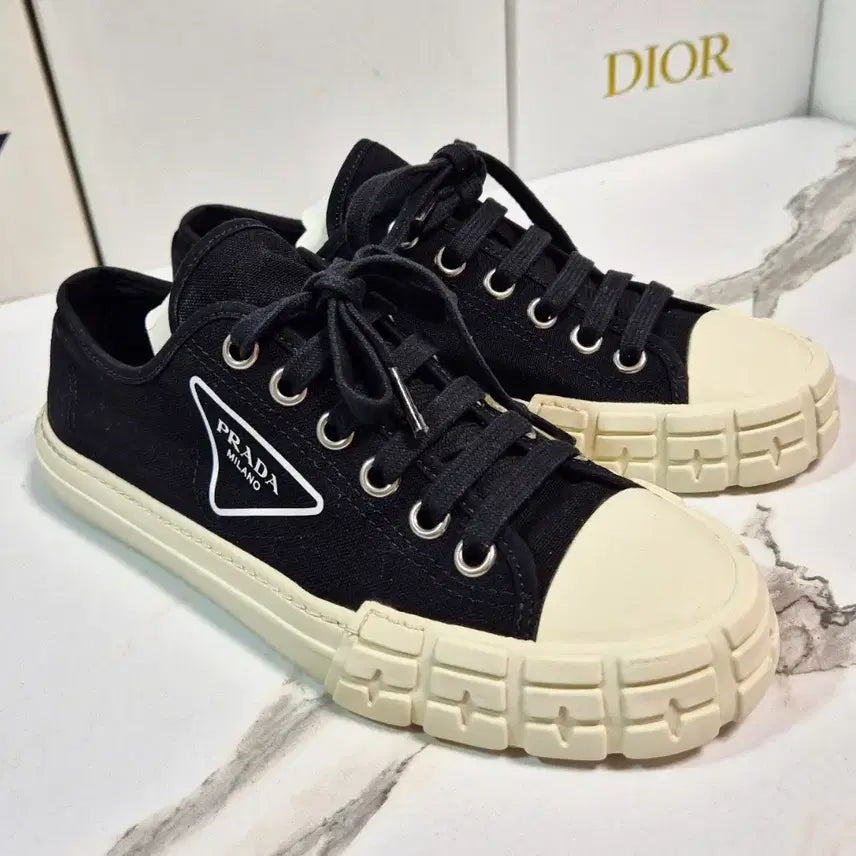 [BUNJANG] Prada Gabardine Triangle Logo Sneakers / (정품) 프라다 개버딘 삼각로고 스니커즈 운동화 39.5