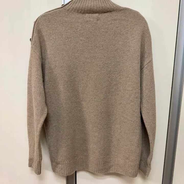 [BUNJANG] Massimo Dutti Cashmere Wool Shoulder Button Knit Beige Turtleneck Sweater / 마시모두띠 캐시미어 울 숄더버튼 니트 베이지 반목 폴라 터틀넥스웨터금장