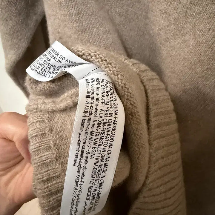 [BUNJANG] Massimo Dutti Cashmere Wool Shoulder Button Knit Beige Turtleneck Sweater / 마시모두띠 캐시미어 울 숄더버튼 니트 베이지 반목 폴라 터틀넥스웨터금장