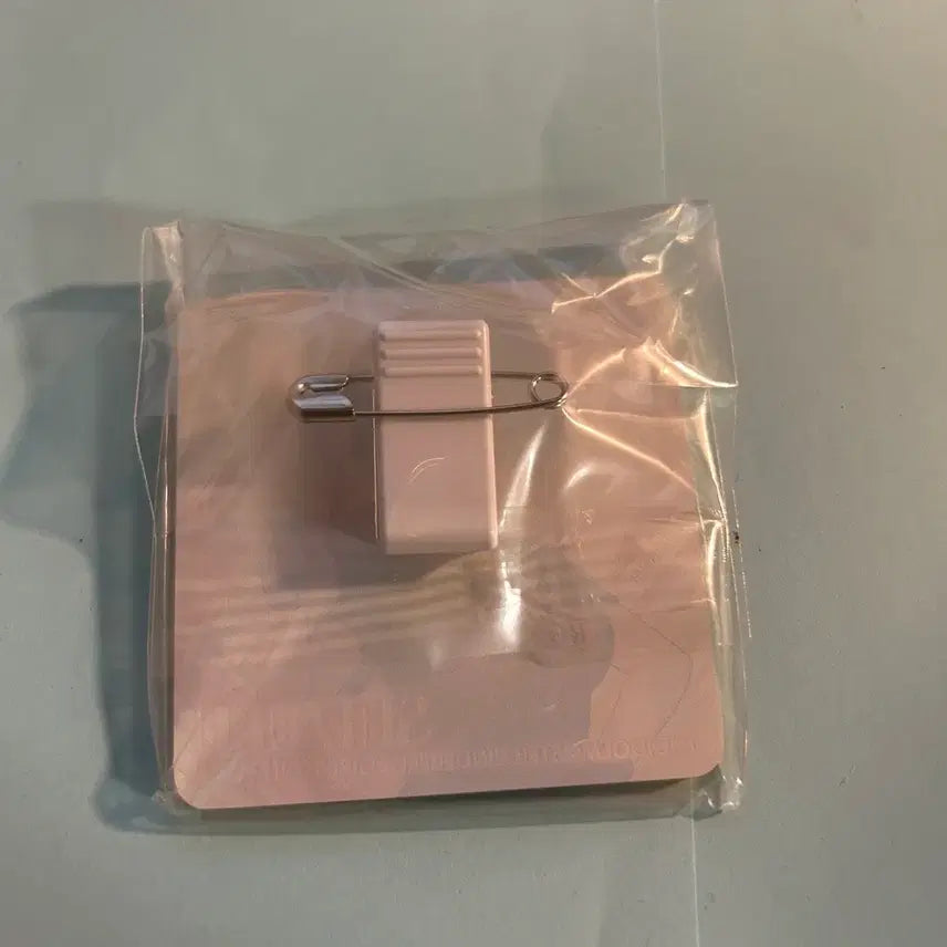 [BUNJANG] Idolmaster Oikawa Shizuku Badge / 아이돌 마스터 :: 오이카와 시즈쿠 :: 뱃지