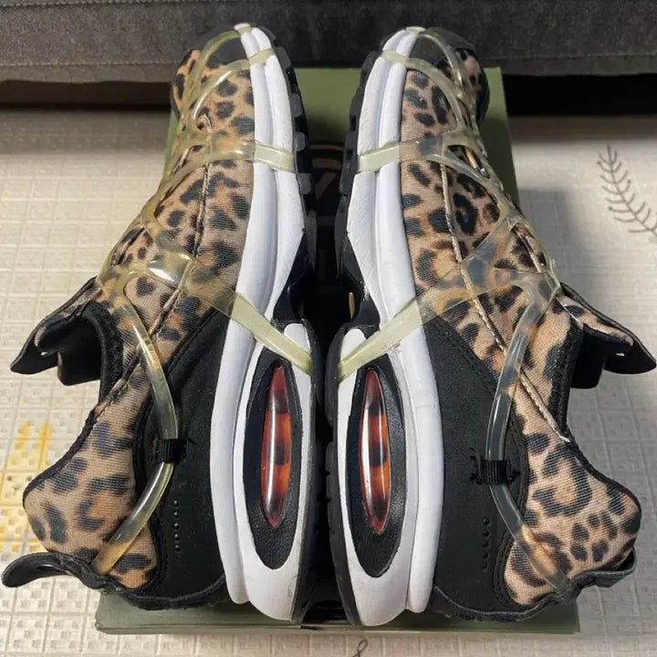 [BUNJANG] Nike Air Kukini Leopard 275 Sneakers / 나이키 에어 쿠키니 레오파드 275