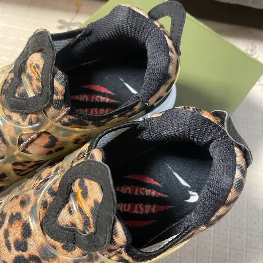 [BUNJANG] Nike Air Kukini Leopard 275 Sneakers / 나이키 에어 쿠키니 레오파드 275