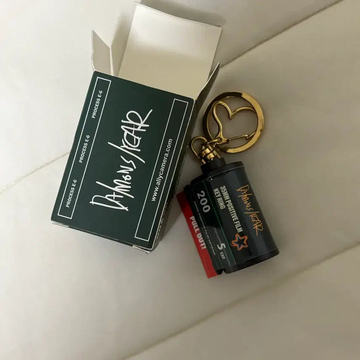 [SOLD OUT] 데이먼스 이어 사진전 한정 필름키링 (그린)
