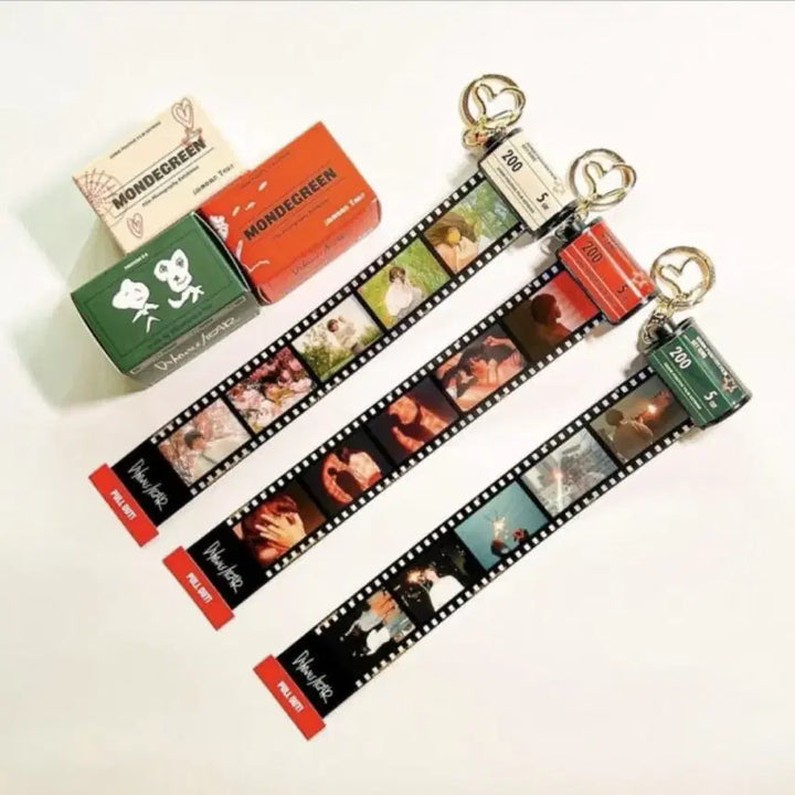 [SOLD OUT] 데이먼스 이어 사진전 한정 필름키링 (그린)