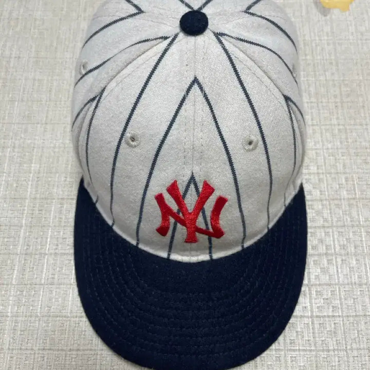 [BUNJANG] Aimé Leon Dore New Era Stripe Wool New York Yankees Cap / 에임레온도르 뉴에라 스트라이프 울 뉴욕양키스