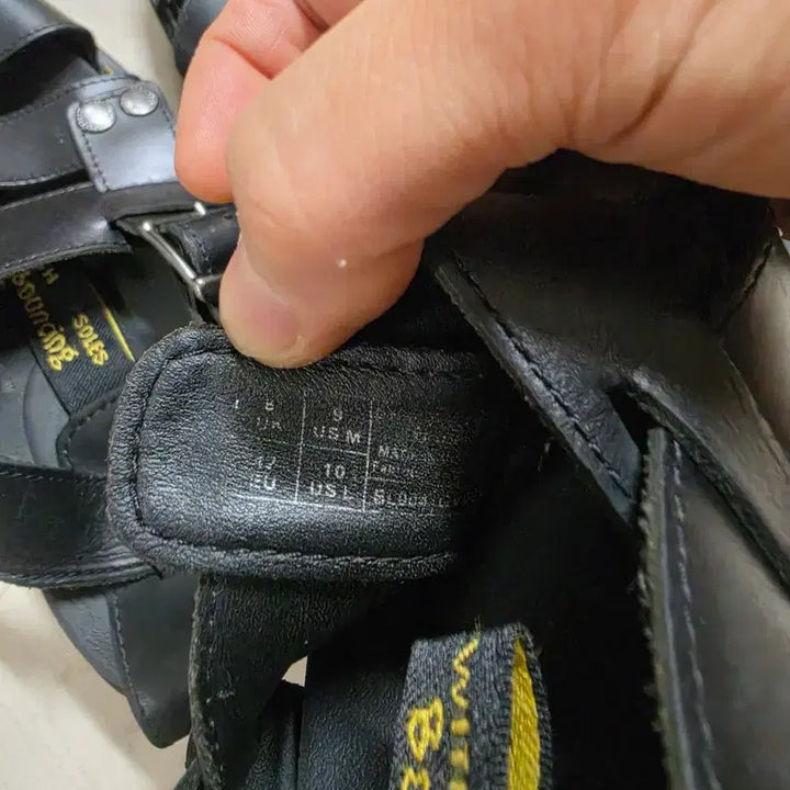 [BUNJANG] Dr. Martens Terry Sandals 270 / 닥터마틴 테리 샌들 270
