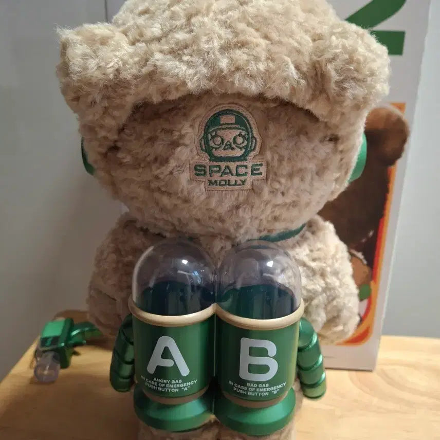 [BUNJANG] Popmart Space Molly Ted2 400% Figure / 팝마트 스페이스 몰리 테드2 400%팝니다