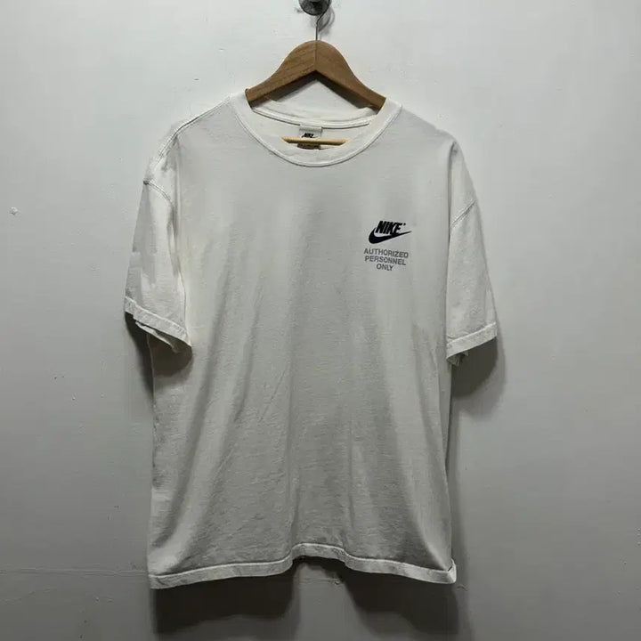 [BUNJANG] Nike White Authorized T-Shirt (Size 110) / 나이키 흰색 Authorized 티셔츠 110
