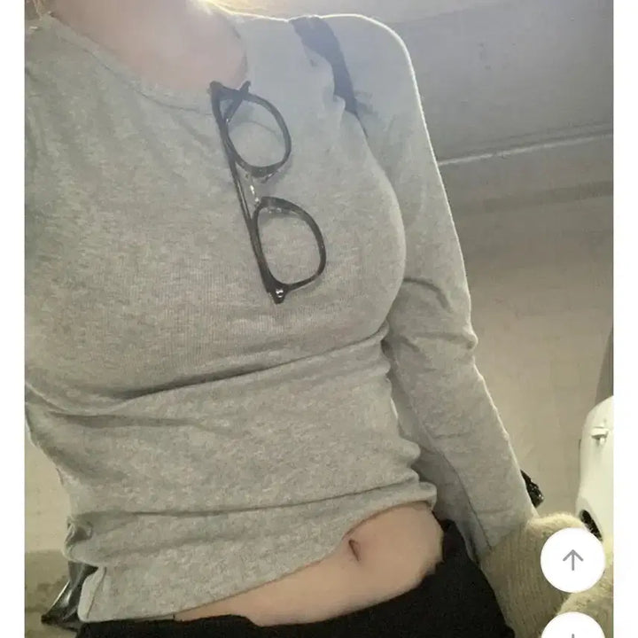 [BUNJANG] Youngnrich Mellia Basic T-shirt / 영앤리치 멜리아 - t 기본티 에이블리 지그재그