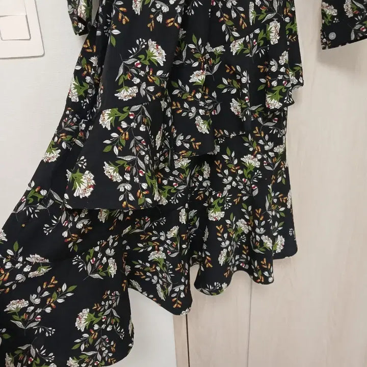 [BUNJANG] APT Floral Print Midi Dress / APT 원피스