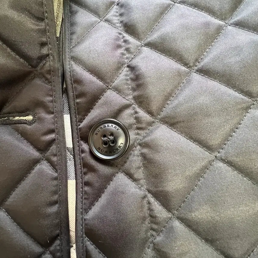 [BUNJANG] Burberry Frankby Black Quilted Jacket / 버버리 프랭크비 블랙 퀼팅 자켓