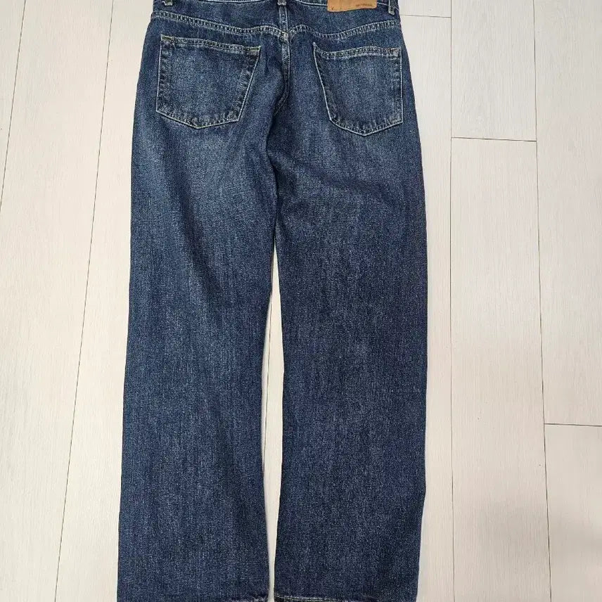 [BUNJANG] Uniform Bridge Selvedge Washed Denim Jeans / 유니폼브릿지 셀비지 워싱 데님 청바지 32