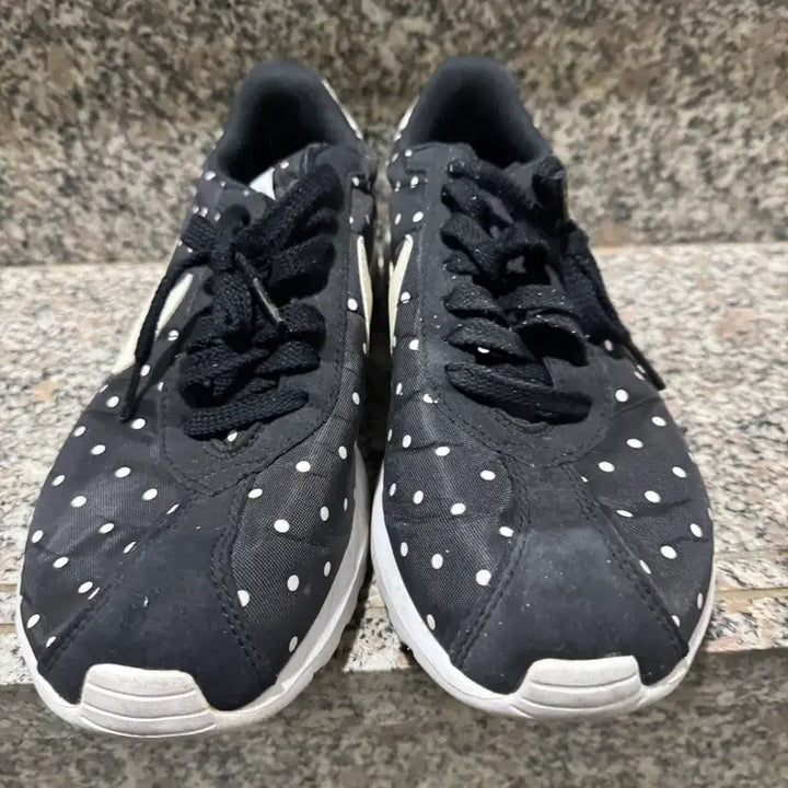 [BUNJANG] Nike Roshe LD-1000 Sneakers (Size 280) / 나이키 로쉐 LD-1000 사이즈 280