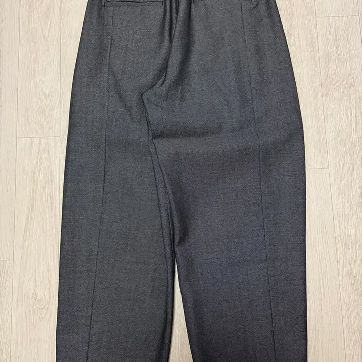 [BUNJANG] Automatic For The People Banded Two-Tuck Pants Black Denim Size 1 / 오토매틱포더피플 밴디드 투턱 팬츠 블렉데님 1사이즈