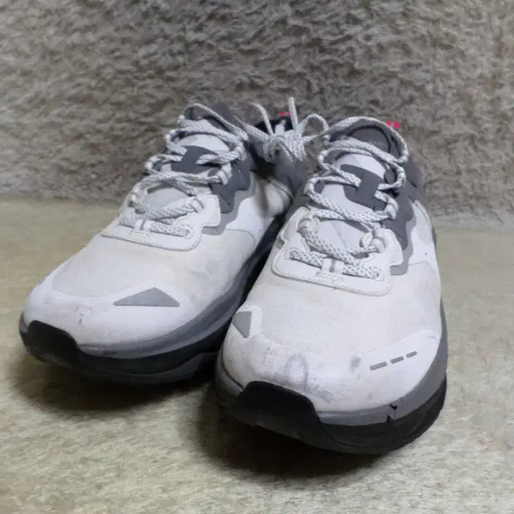 [BUNJANG] Dynafit Baikal Sneakers (Used) / 후루룩구제 270 다이나핏 바이칼 운동화 스니커즈 중고 신발