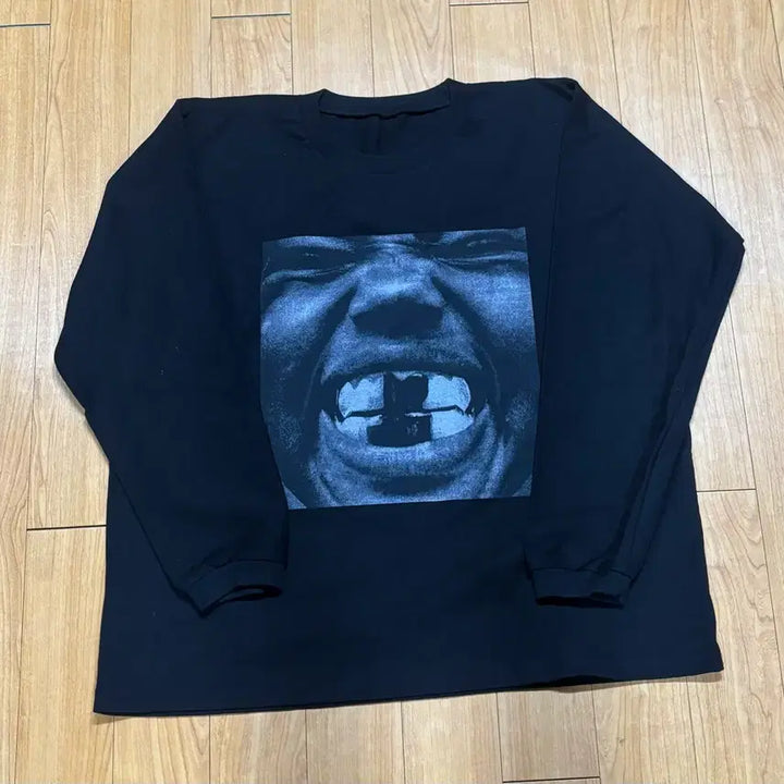 [BUNJANG] Yeezy LS-01 Long Sleeve T-shirt Black / [2] Yeezy 이지 불리 LS-01 롱슬리브 티셔츠 블랙