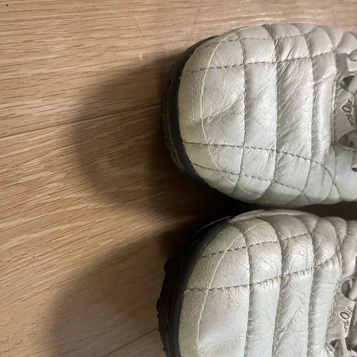[BUNJANG] Asleta 240 Soccer Cleats (White) / 아슬레타 240