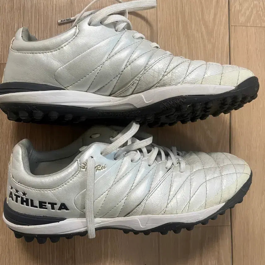 [BUNJANG] Asleta 240 Soccer Cleats (White) / 아슬레타 240