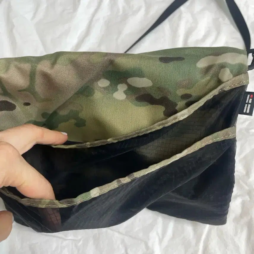 [BUNJANG] Helinox Sacoche Standard Military Crossbody Bag / 터그(헬리녹스) 사코슈 스탠다드 밀리터리 크로스백 팝니다.