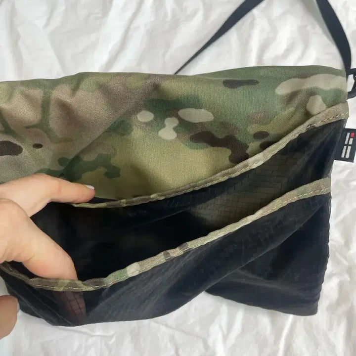 [BUNJANG] Helinox Sacoche Standard Military Crossbody Bag / 터그(헬리녹스) 사코슈 스탠다드 밀리터리 크로스백 팝니다.