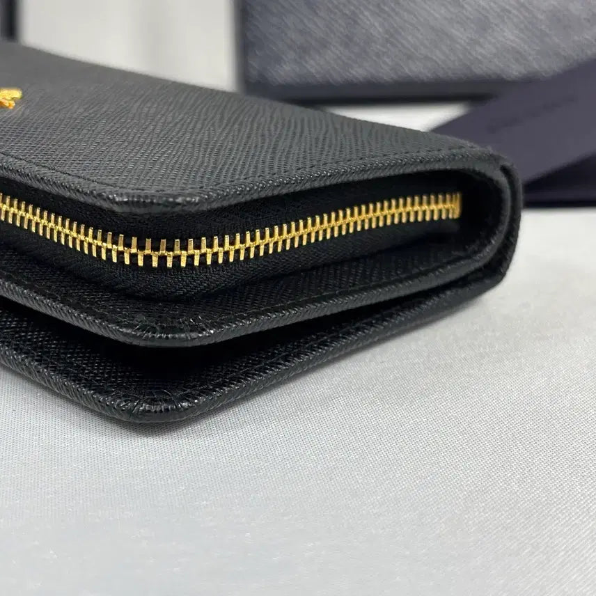 [BUNJANG] Prada Saffiano Leather Medium Wallet Black / (새상품,풀구성)프라다 사피아노 레더 중지갑 블랙 1ML225