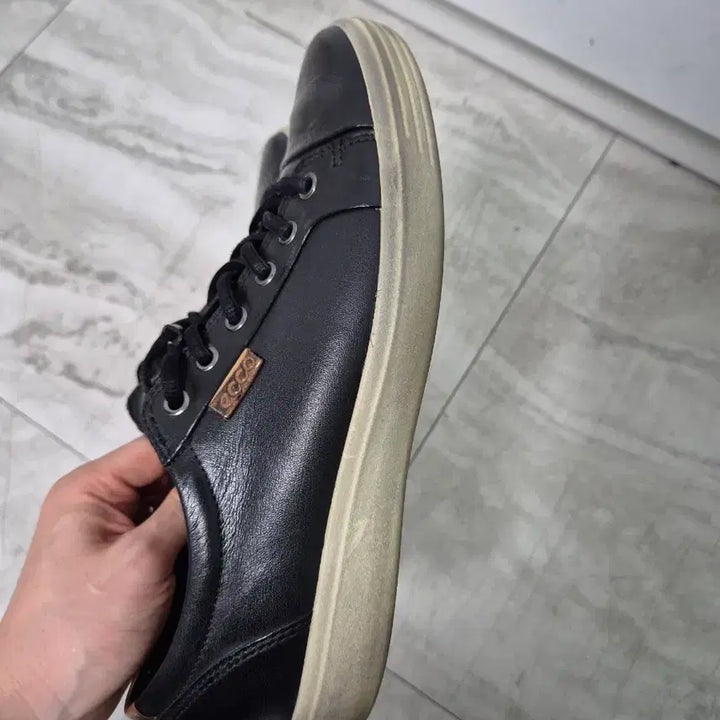 [BUNJANG] ECCO Black Leather Sneakers Size 260 / 에코 ECCO 검정색 가죽 운동화 260 싸게팝니다