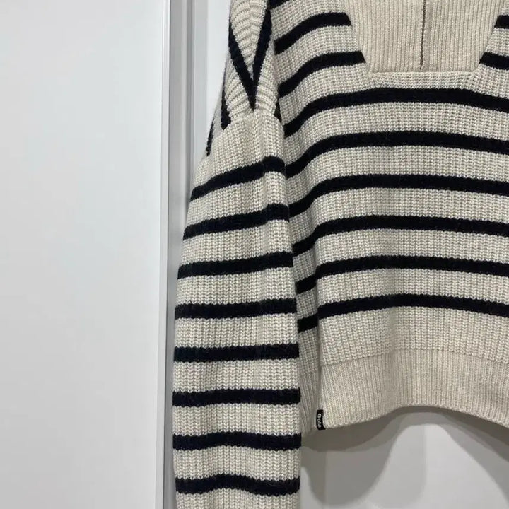 [BUNJANG] Striped Quarter Zip Knit Sweater / 램스울 하프집업 니트 스트라이프 쿼터 니트