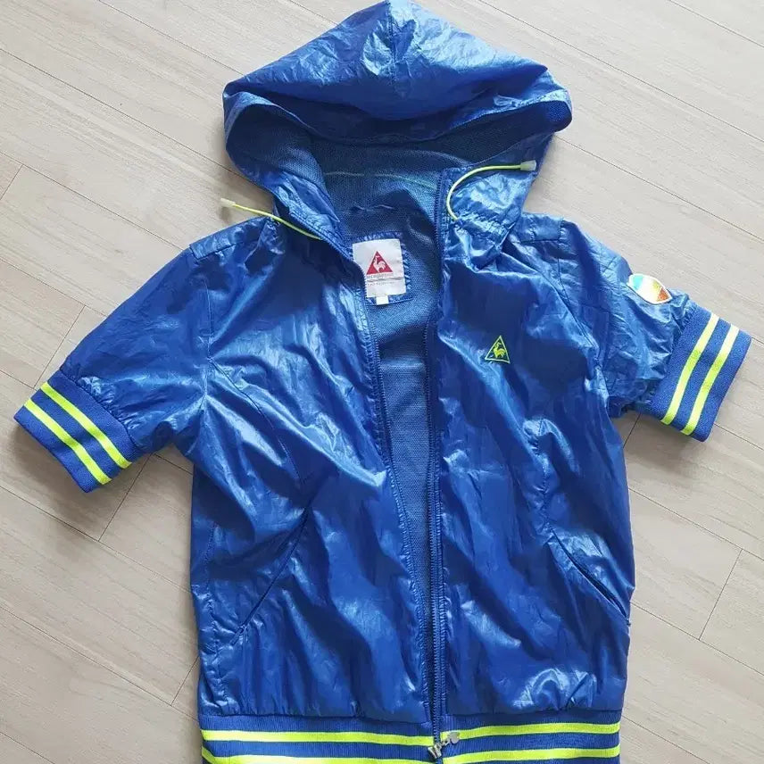 [BUNJANG] Le Coq Sportif Blue Half-Sleeve Windbreaker Hooded Jacket / 르꼬끄 블루 반팔 바람막이 후드 자켓