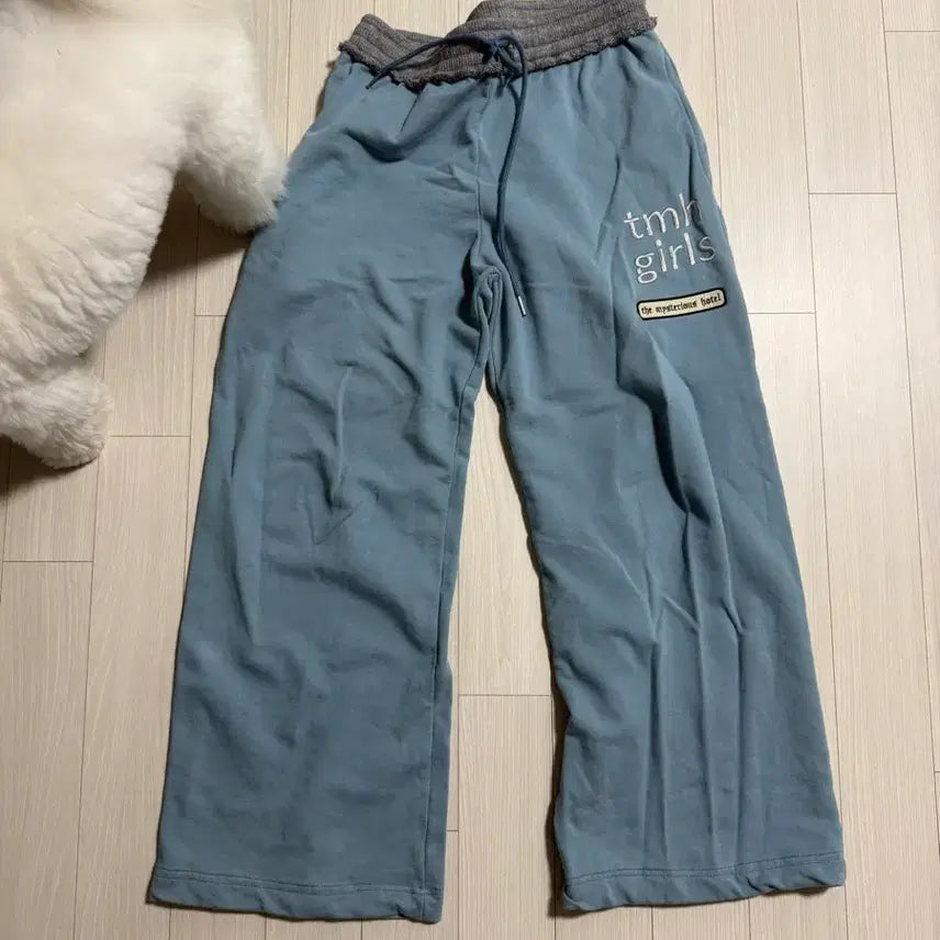 [BUNJANG] Mysterious Hotel Sweatpants / 미스테리어스호텔 스웻 팬츠