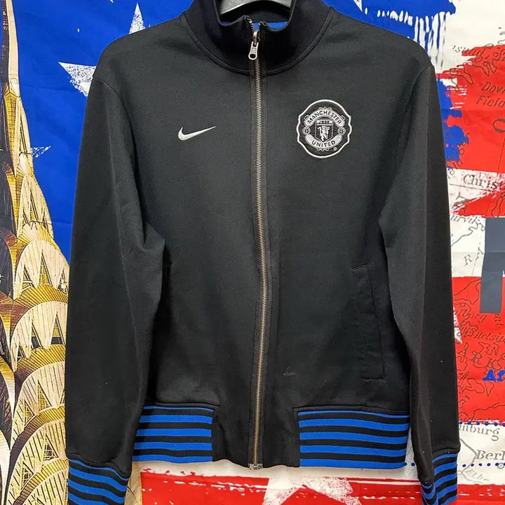 [BUNJANG] Nike Manchester United Old School Jersey Track Top / 나이키 올드스쿨 맨유 져지 트랙탑 s90