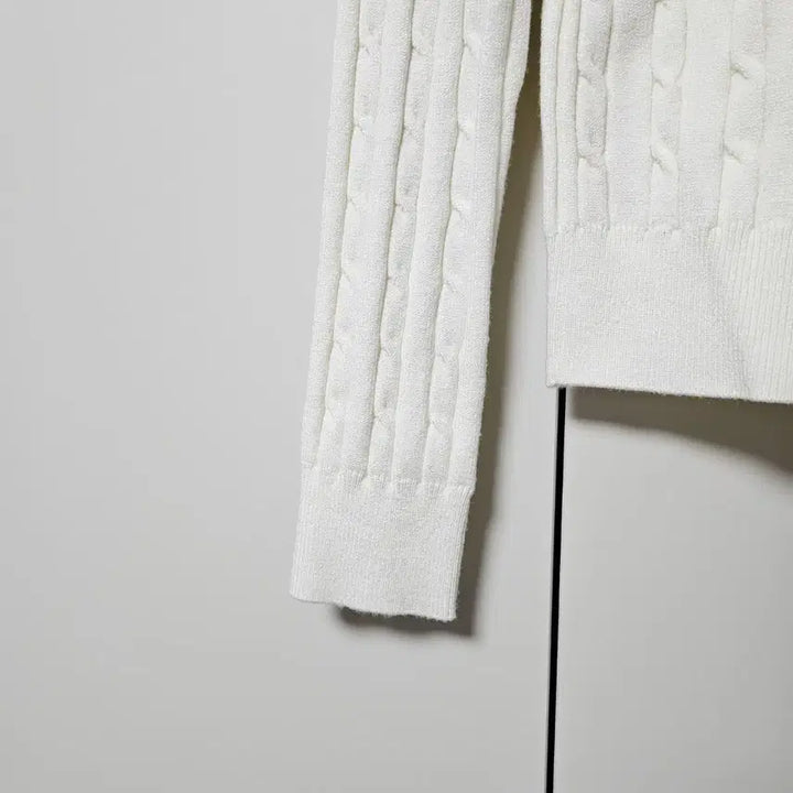 [BUNJANG] Spao Cable Knit Cardigan Ivory S / 스파오 라운드넥 케이블 가디건 아이보리 S [세탁만]