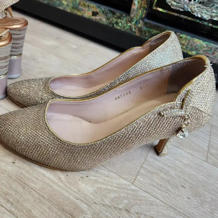 [BUNJANG] Gold Sandal and High Heel Set 225 / 금색 샌들/하이힐 구두2종 세트 225