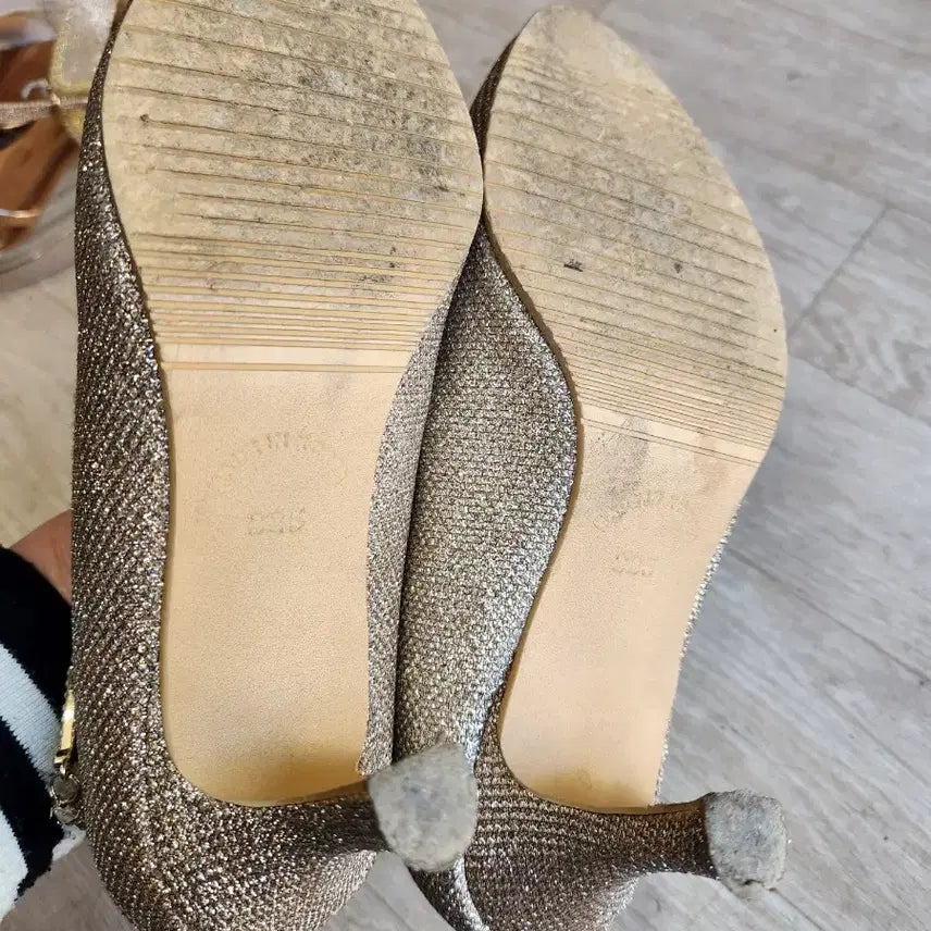 [BUNJANG] Gold Sandal and High Heel Set 225 / 금색 샌들/하이힐 구두2종 세트 225