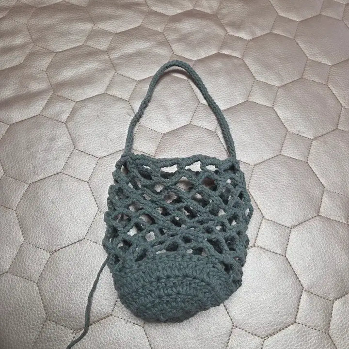 [BUNJANG] Handmade Knitted Tumbler Bag with Keyring / 뜨개  텀블러백 ( 키링겸용)